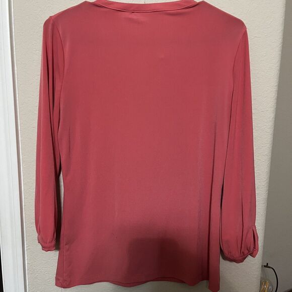 New York & Co Top Womens Size S Stretch Coral Pink Blouse Popover V Neck Buttons - Picture 6 of 6